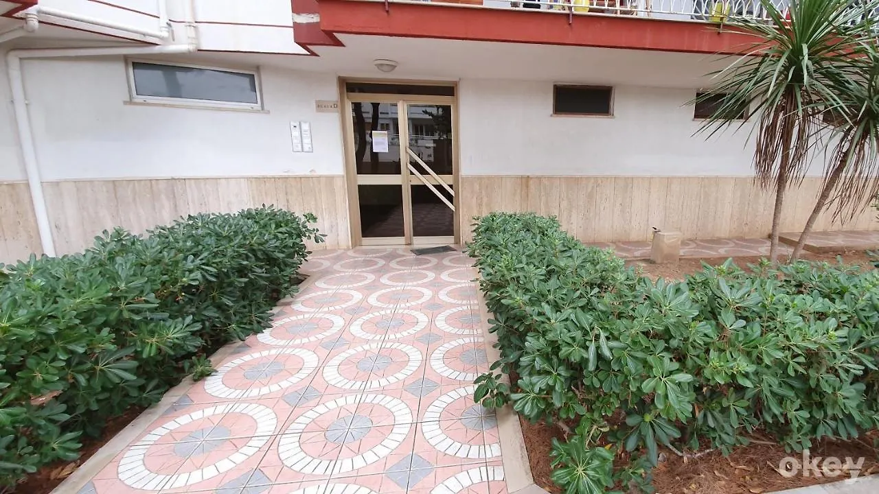 Seafront Apartment - Airport Bari Palese 0*,  Itálie