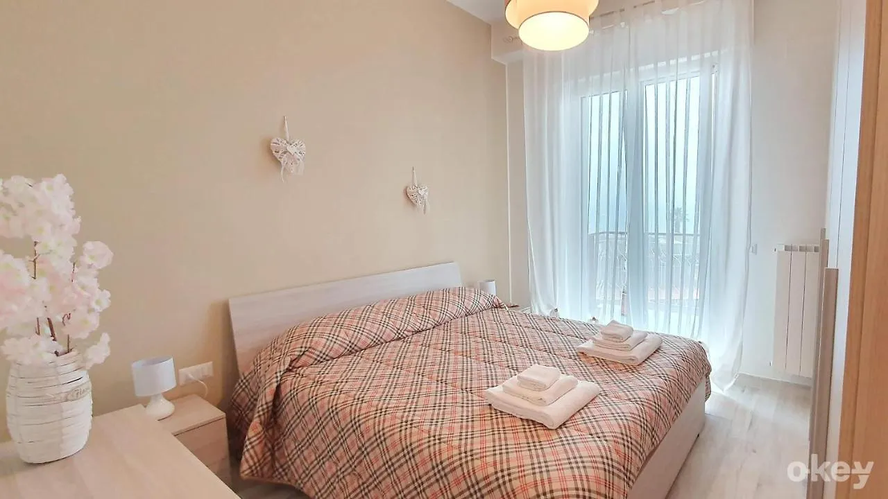 Seafront Apartment - Airport Bari Palese Itálie